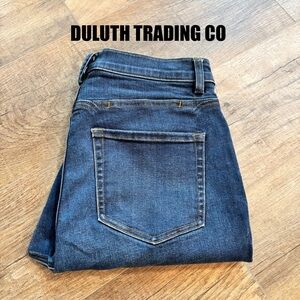 Duluth Trading Co Women’s Size 8 Skinny Dark Blue Jeans‎ with Secret Pocket